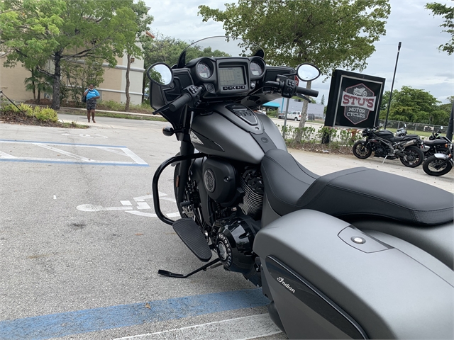 2021 Indian Chieftain Chieftain Dark Horse at Fort Lauderdale