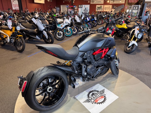 2022 Ducati Diavel 1260 S at Martin Moto