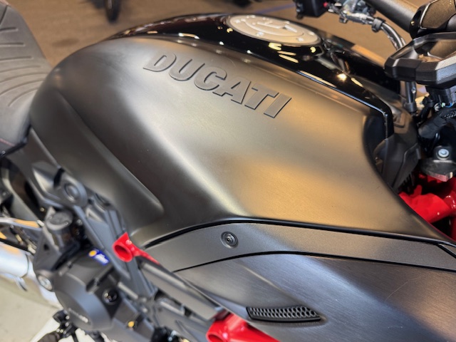 2022 Ducati Diavel 1260 S at Martin Moto