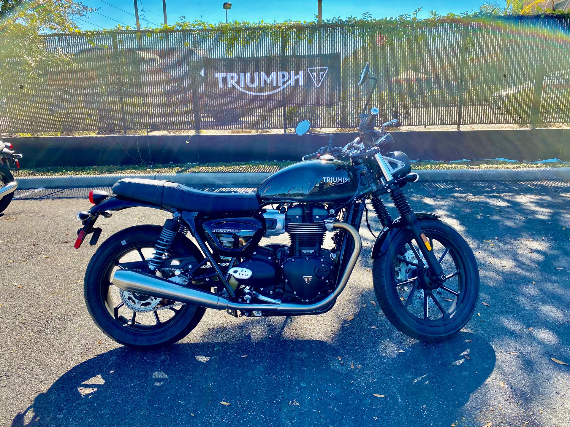 2022 Triumph Street Twin Base at Tampa Triumph, Tampa, FL 33614