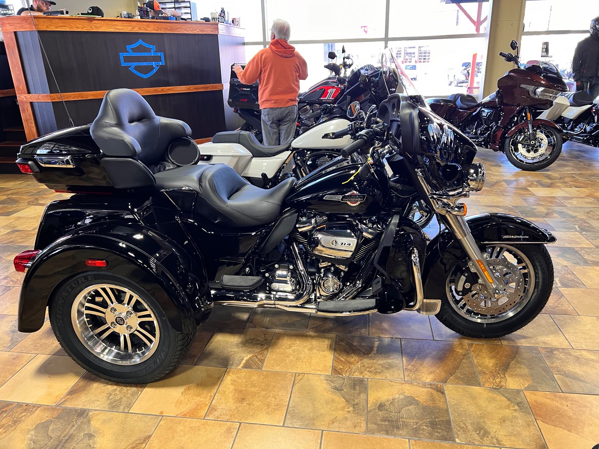 2024 Harley-Davidson Trike Tri Glide Ultra at Man O'War Harley-Davidson®