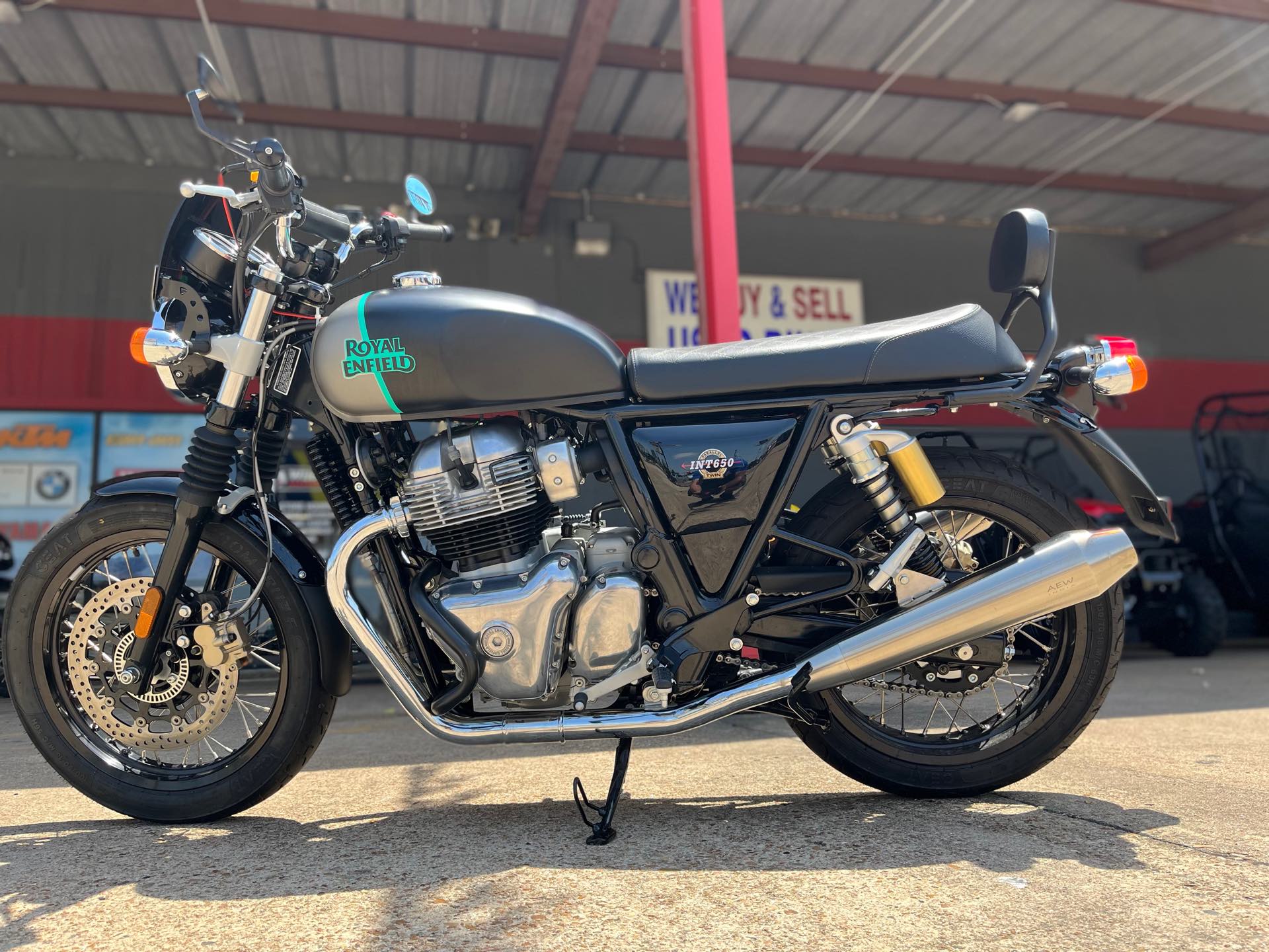 2022 Royal Enfield Twins INT650 at Wild West Motoplex