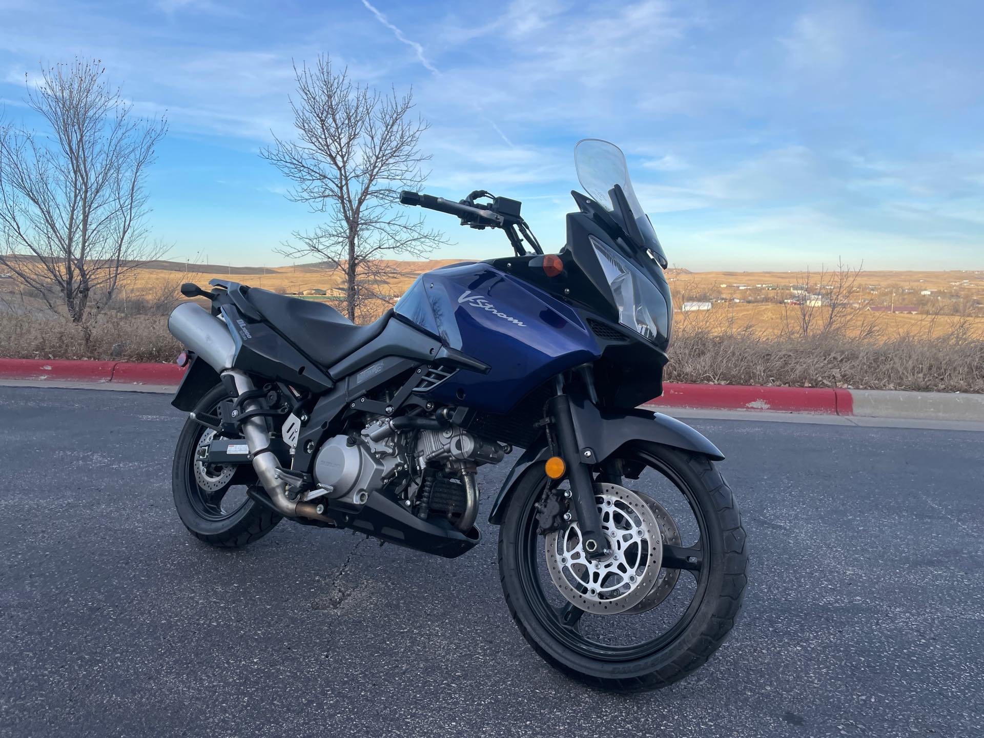 2005 Suzuki V-Strom 1000 at Mount Rushmore Motorsports