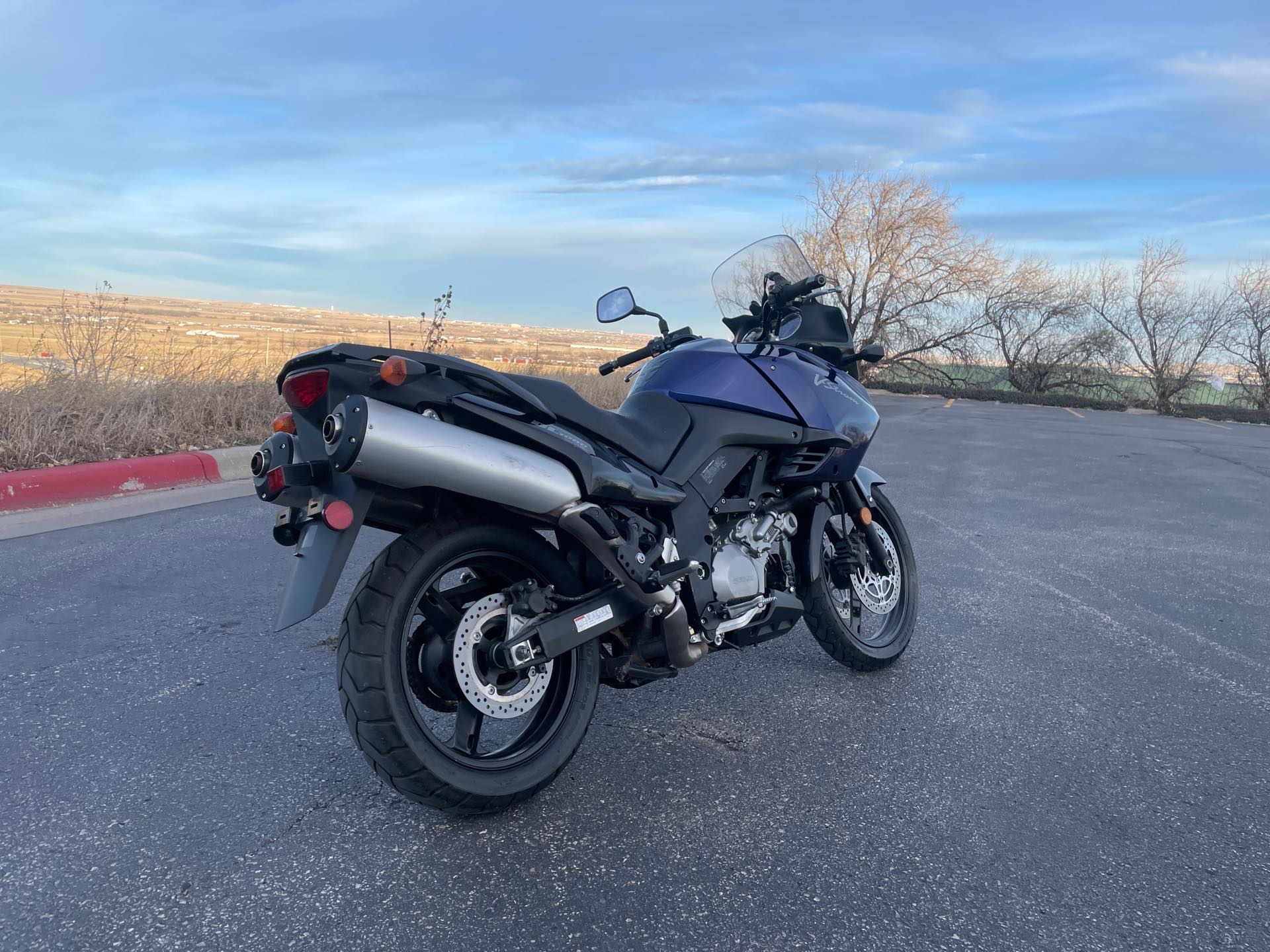 2005 Suzuki V-Strom 1000 at Mount Rushmore Motorsports