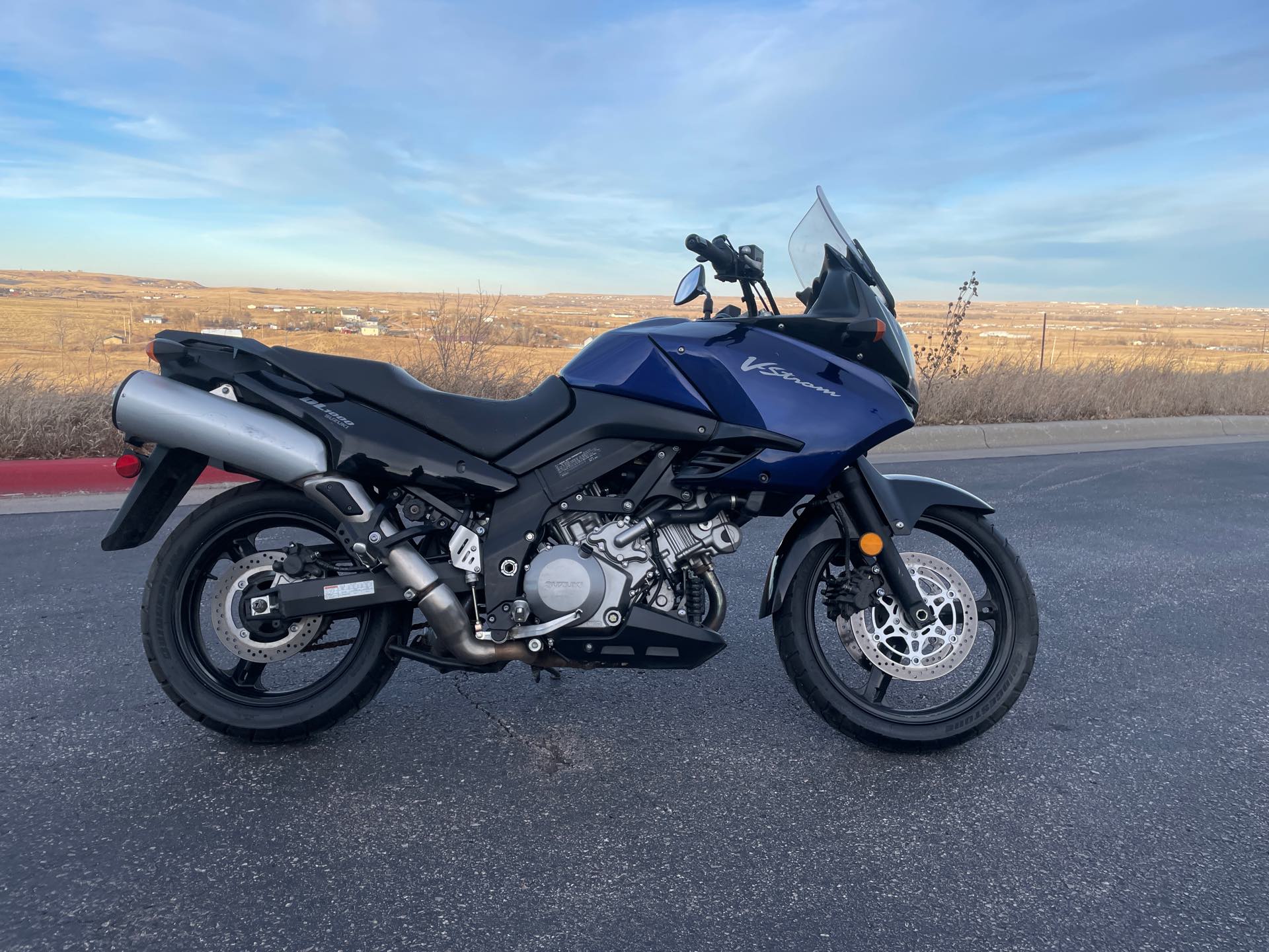 2005 Suzuki V-Strom 1000 at Mount Rushmore Motorsports