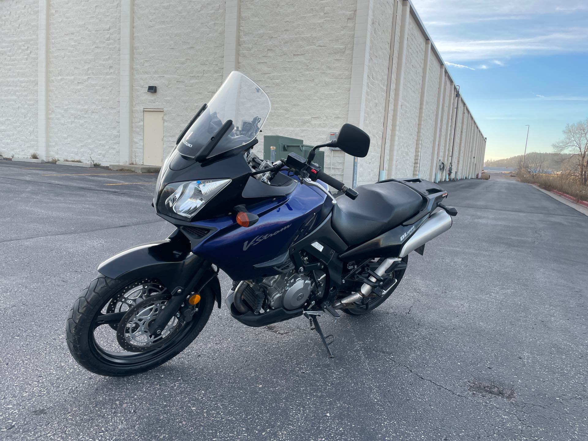 2005 Suzuki V-Strom 1000 at Mount Rushmore Motorsports