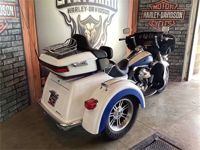 2015 Harley-Davidson Trike Tri Glide Ultra at Stutsman Harley-Davidson