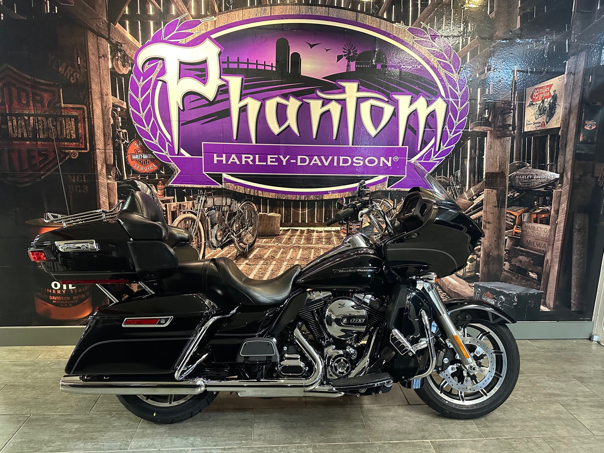 2016 Harley-Davidson Road Glide Ultra at Phantom Harley-Davidson