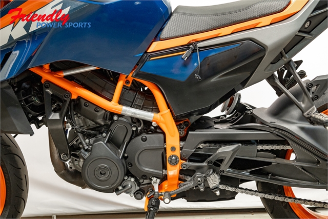 2024 KTM Duke 390 at Friendly Powersports Slidell