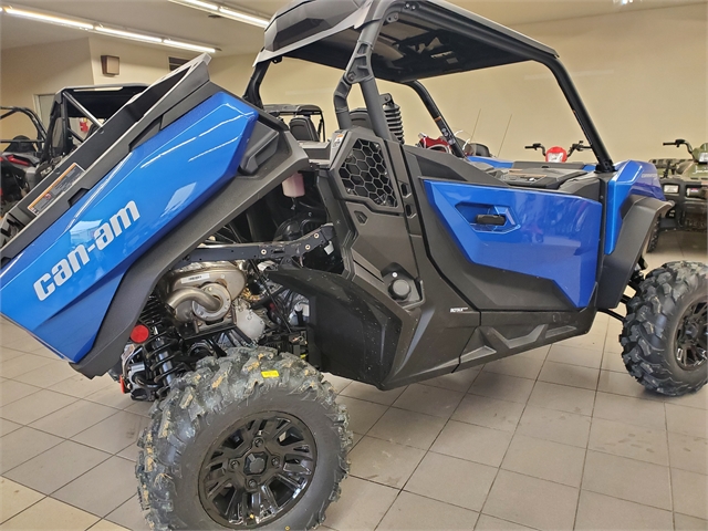 2022 Can-Am Commander XT 1000R at Iron Hill Powersports