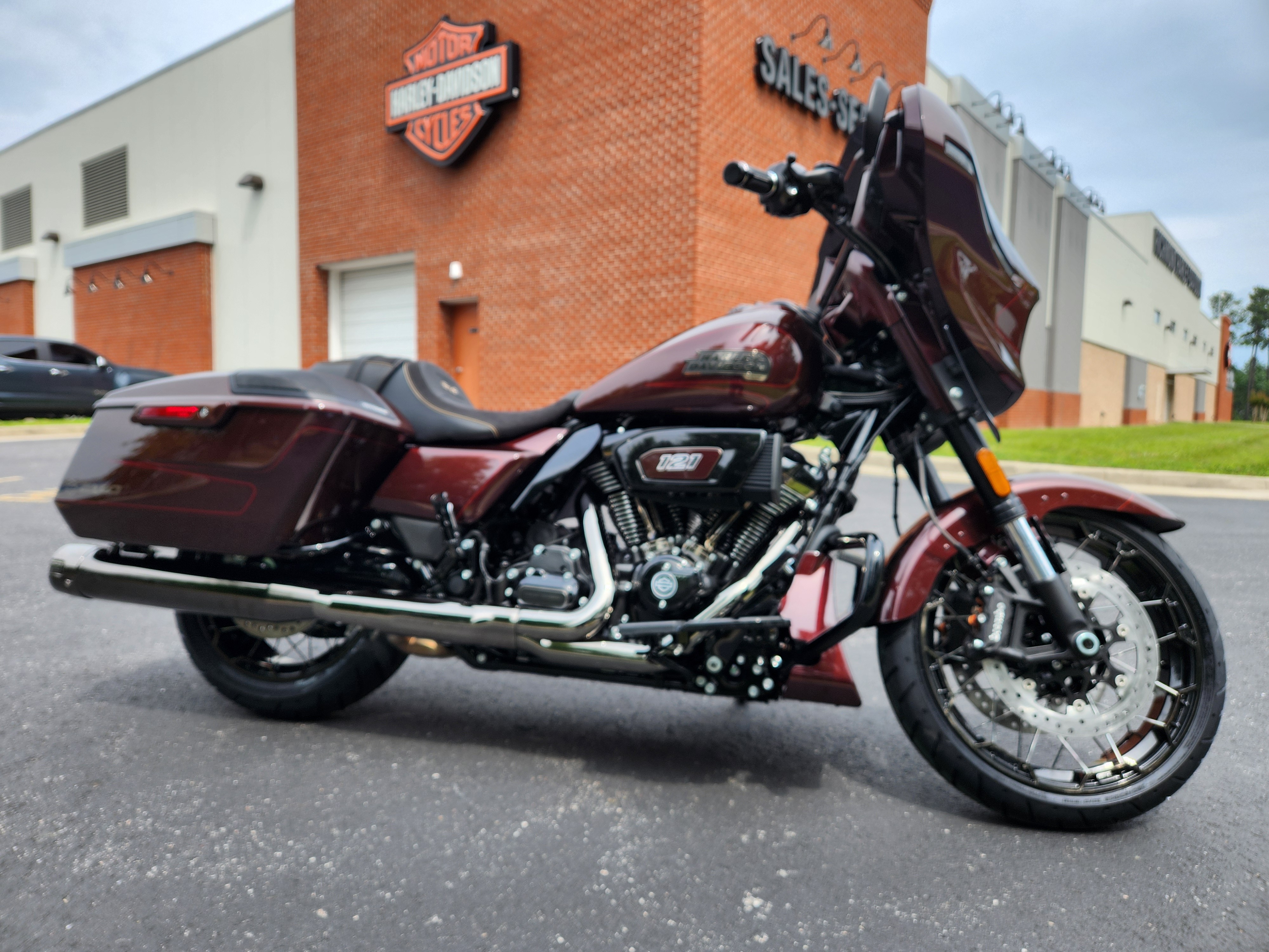 2024 Harley-Davidson Street Glide CVO Street Glide at Richmond Harley-Davidson