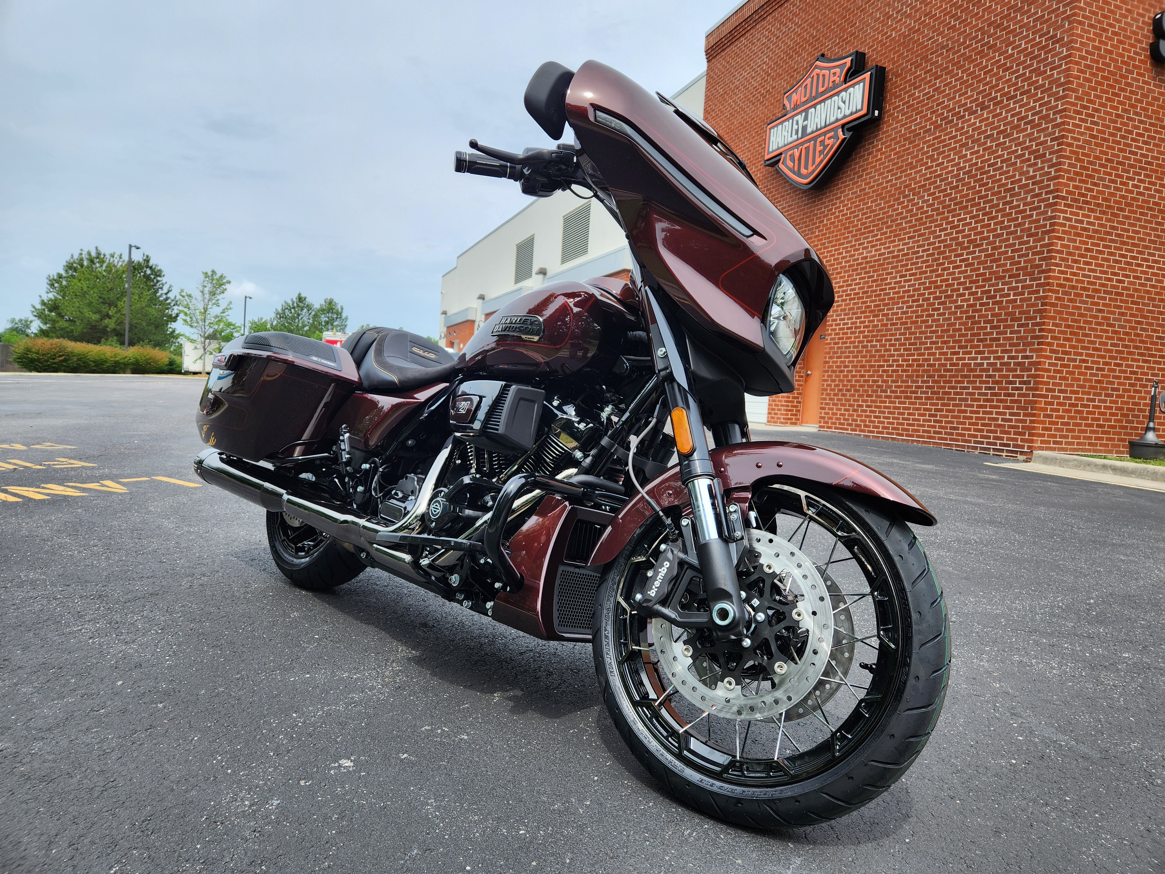 2024 Harley-Davidson Street Glide CVO Street Glide at Richmond Harley-Davidson