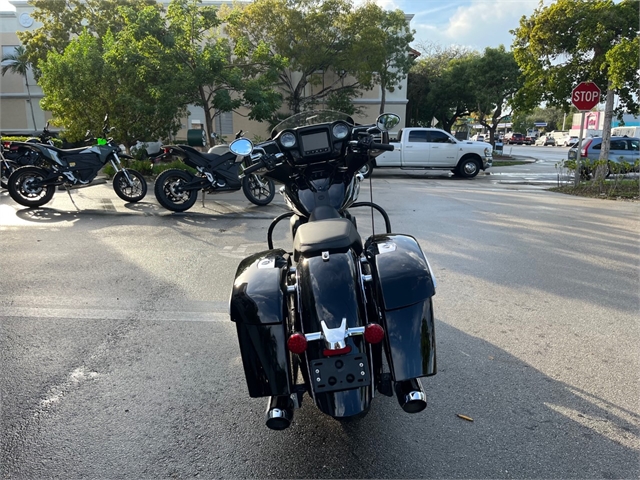 2021 Indian Chieftain Base at Fort Lauderdale