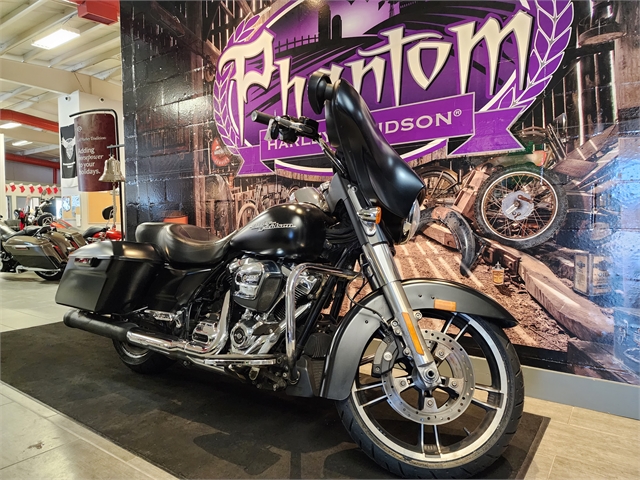 2017 Harley-Davidson Street Glide Special at Phantom Harley-Davidson