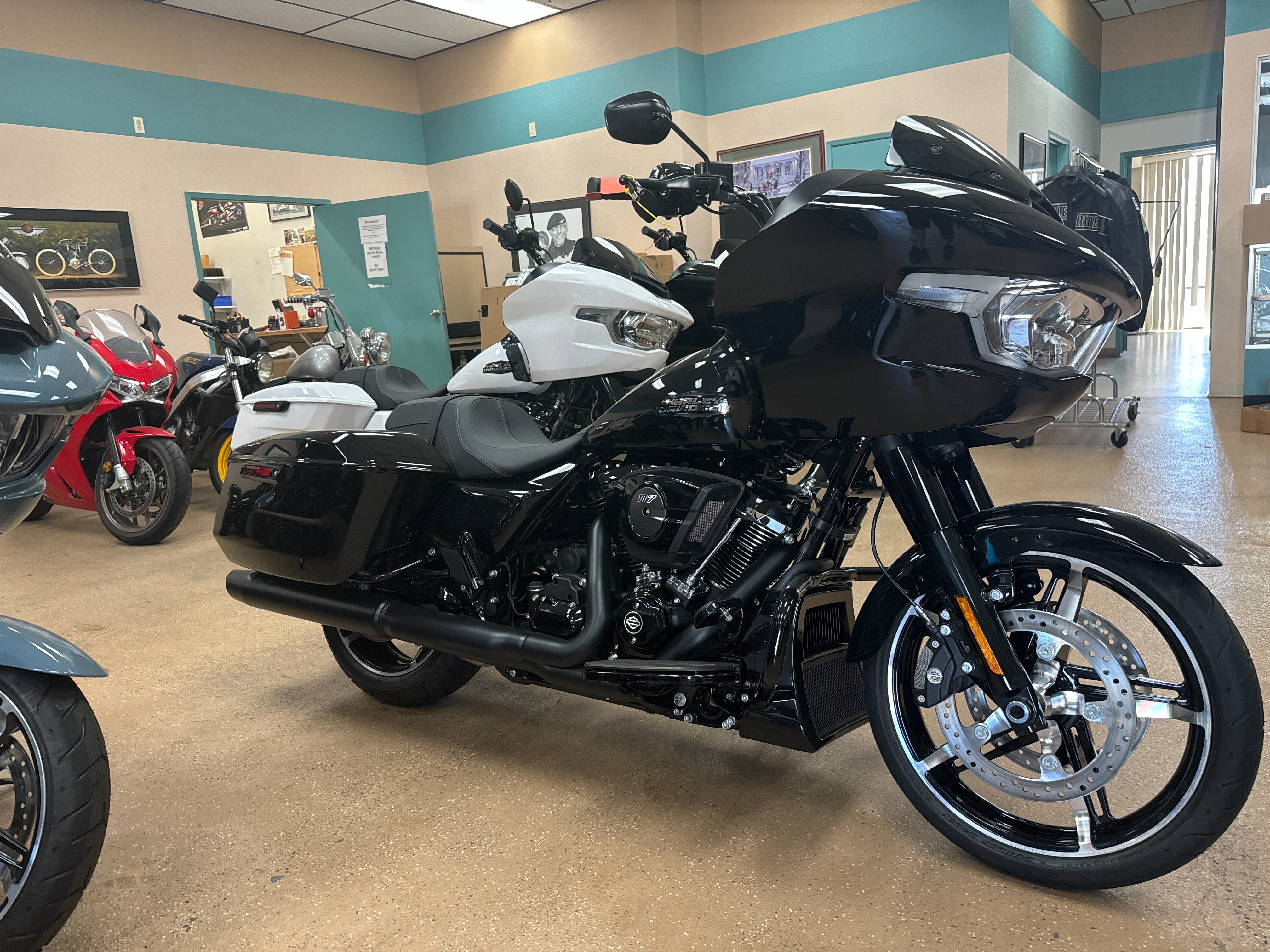 2024 Harley-Davidson Road Glide Base at Palm Springs Harley-Davidson®