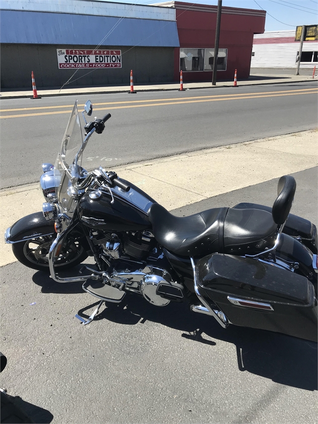 2019 Harley-Davidson Road King Base at Guy's Outdoor Motorsports & Marine