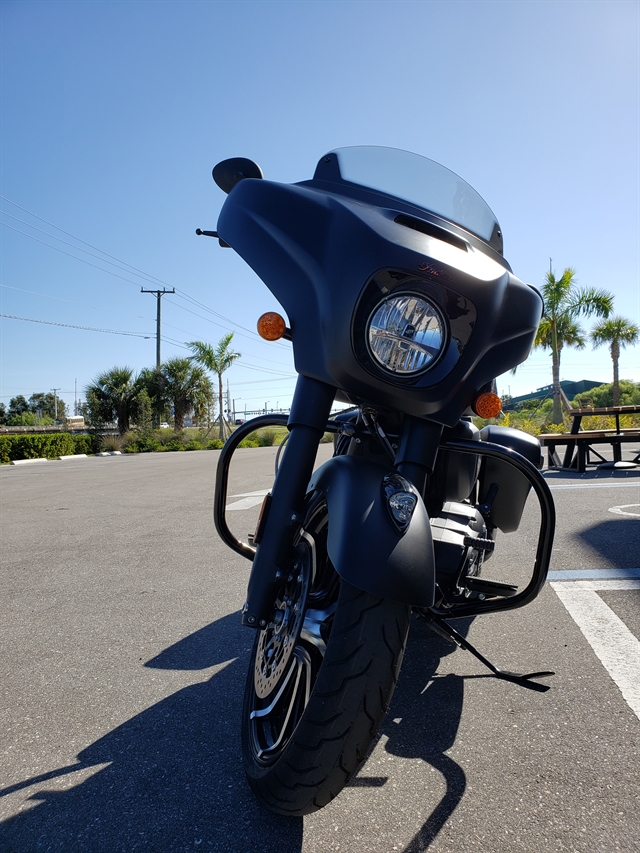 2019 Indian Chieftain Dark Horse at Fort Lauderdale