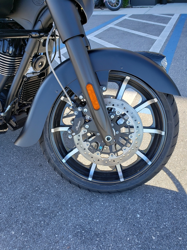 2019 Indian Chieftain Dark Horse at Fort Lauderdale