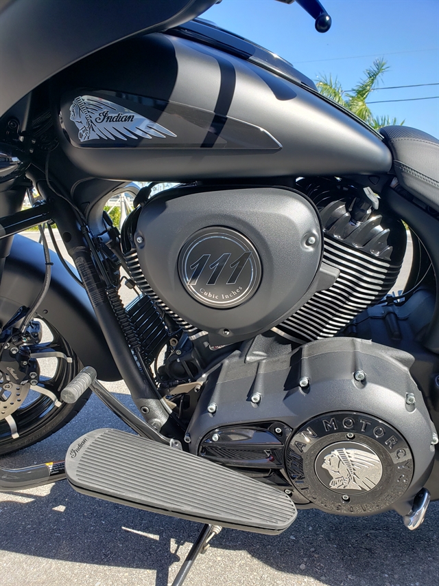 2019 Indian Chieftain Dark Horse at Fort Lauderdale