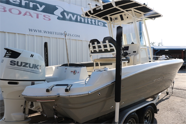2019 Stingray 216 CC at Jerry Whittle Boats