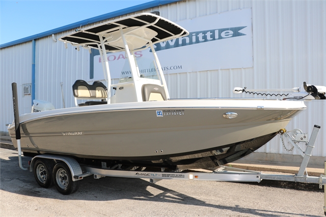 2019 Stingray 216 CC at Jerry Whittle Boats