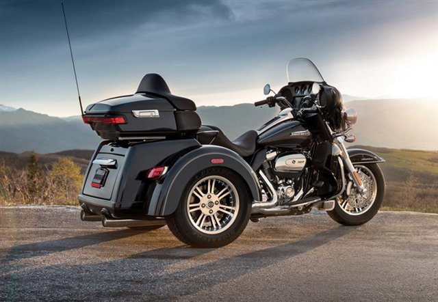 2018 Harley-Davidson Trike Tri Glide Ultra at Arkport Cycles