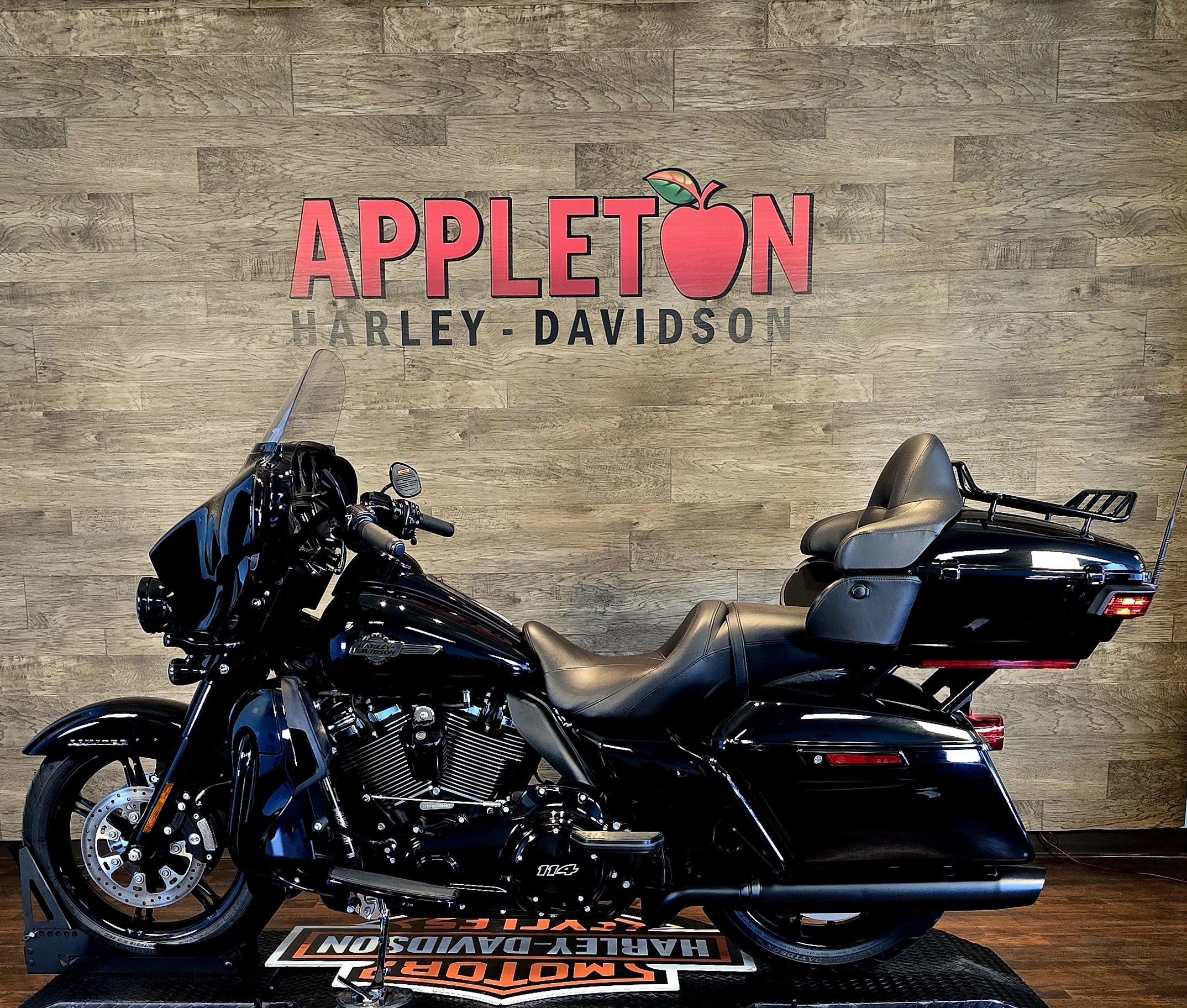 2024 Harley-Davidson Electra Glide Ultra Limited at Appleton Harley-Davidson