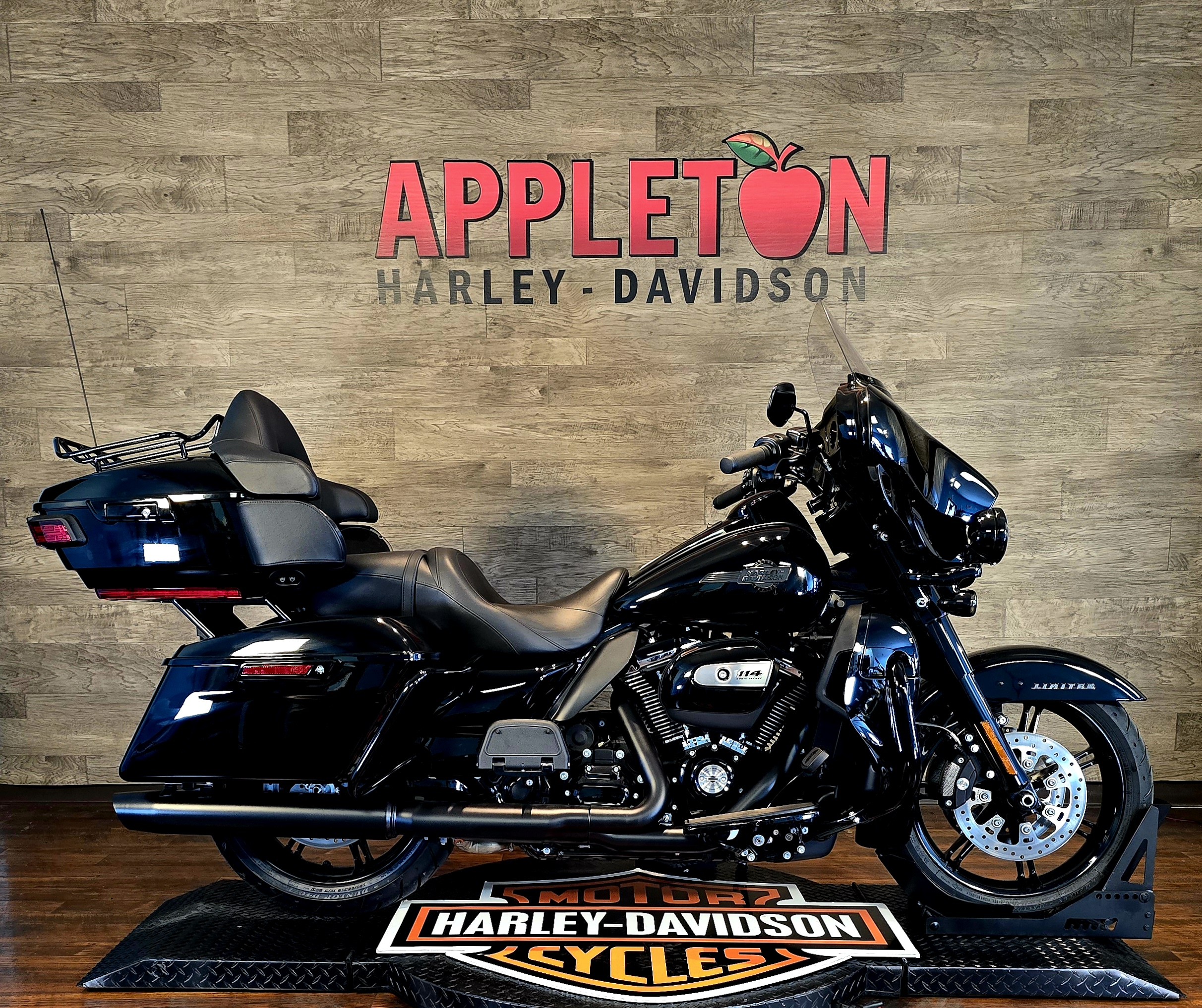 2024 Harley-Davidson Electra Glide Ultra Limited at Appleton Harley-Davidson