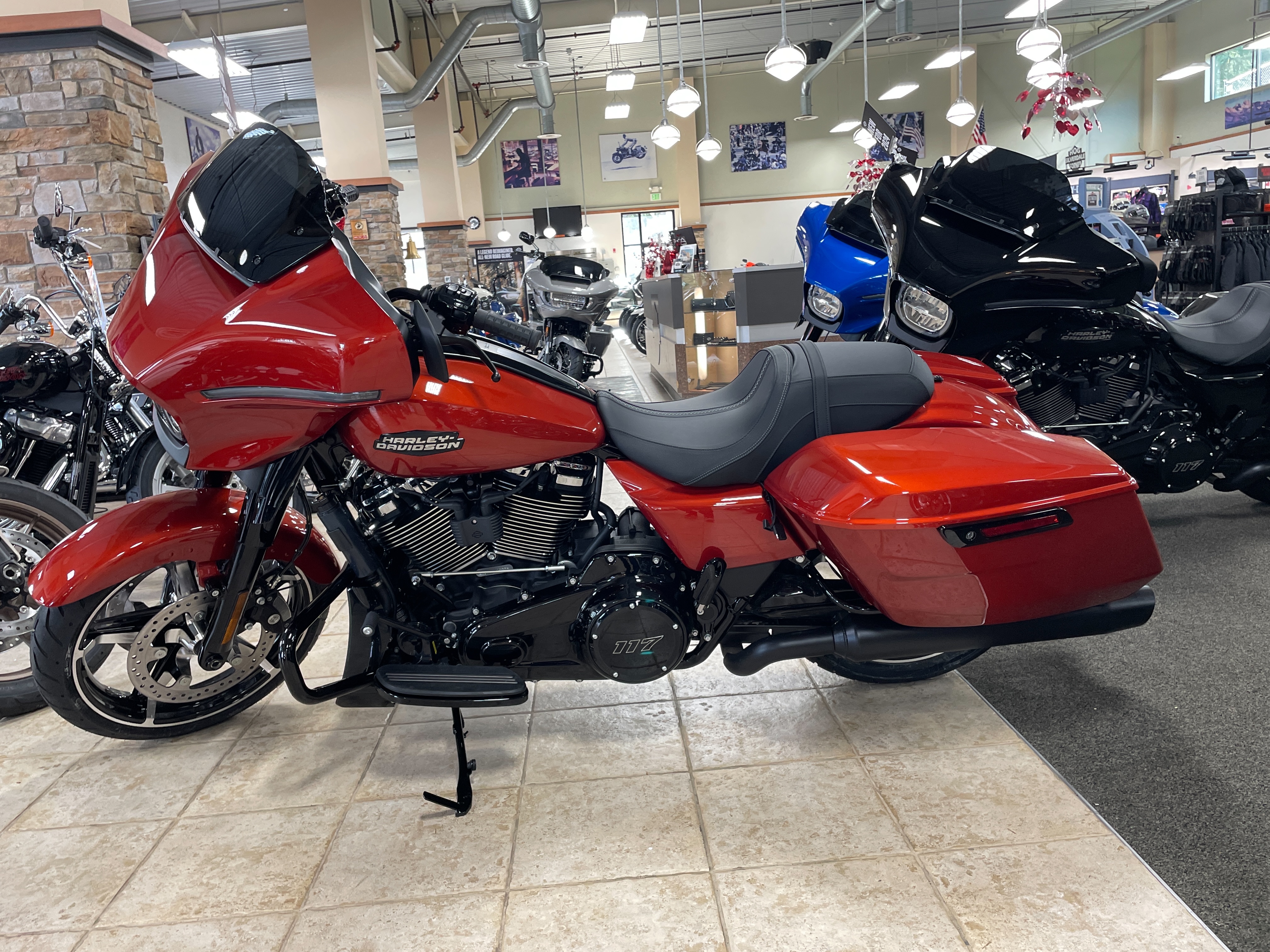 2024 Harley-Davidson Street Glide Base at Destination Harley-Davidson®, Silverdale, WA 98383