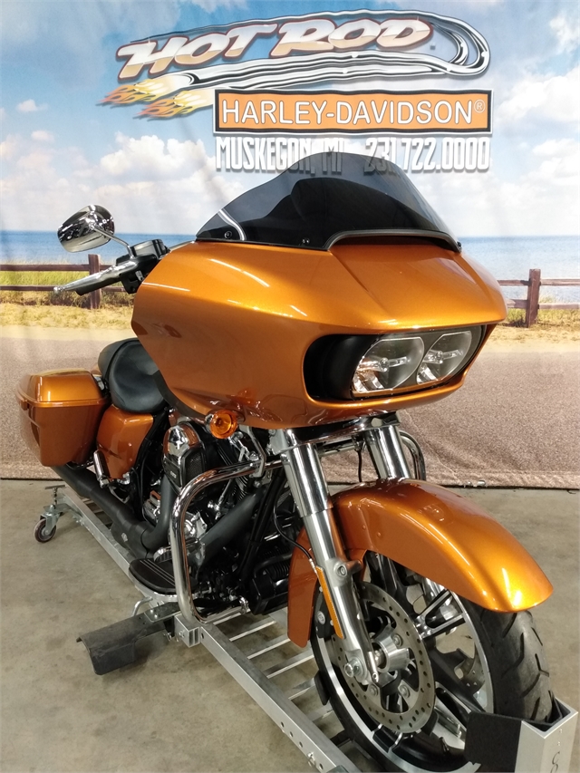 2015 Harley-Davidson Road Glide Base at Hot Rod Harley-Davidson