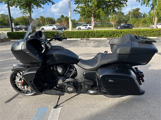 2022 Indian Motorcycle Pursuit Dark Horse at Fort Lauderdale