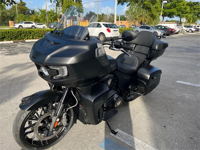 2022 Indian Motorcycle Pursuit Dark Horse at Fort Lauderdale