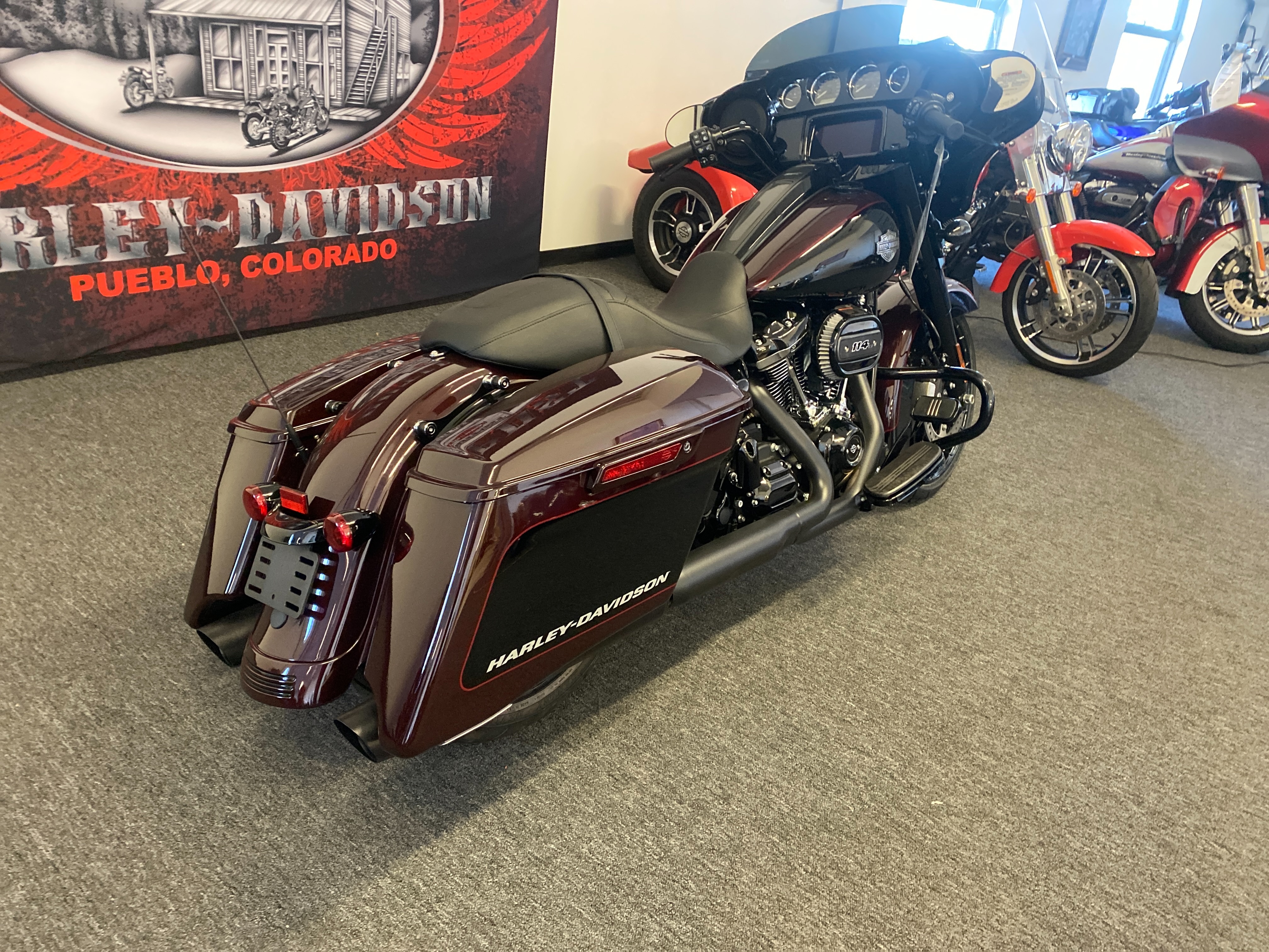 2022 Harley-Davidson Street Glide Special at Outpost Harley-Davidson