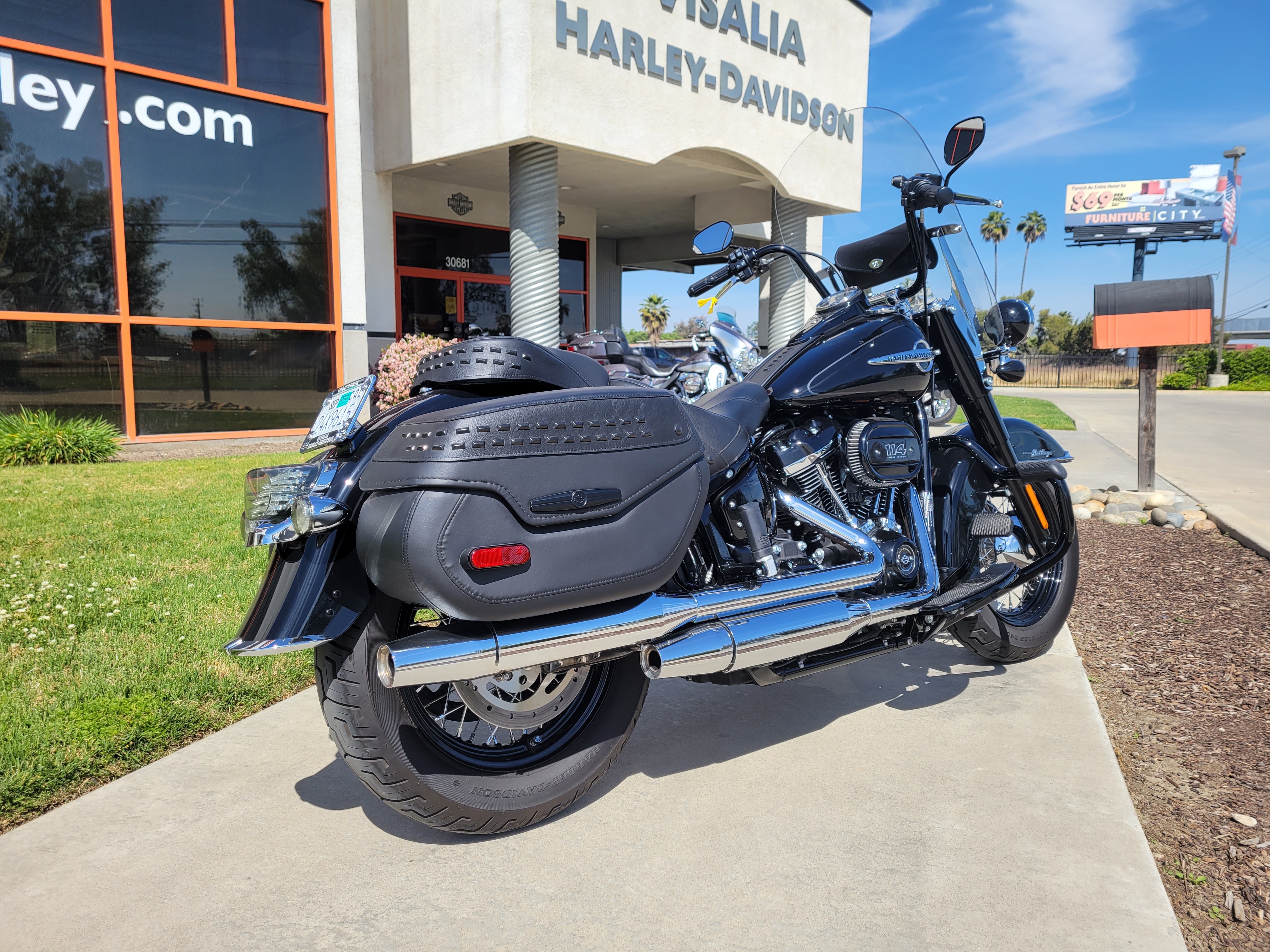 2020 Harley-Davidson Touring Heritage Classic 114 at Visalia Harley-Davidson