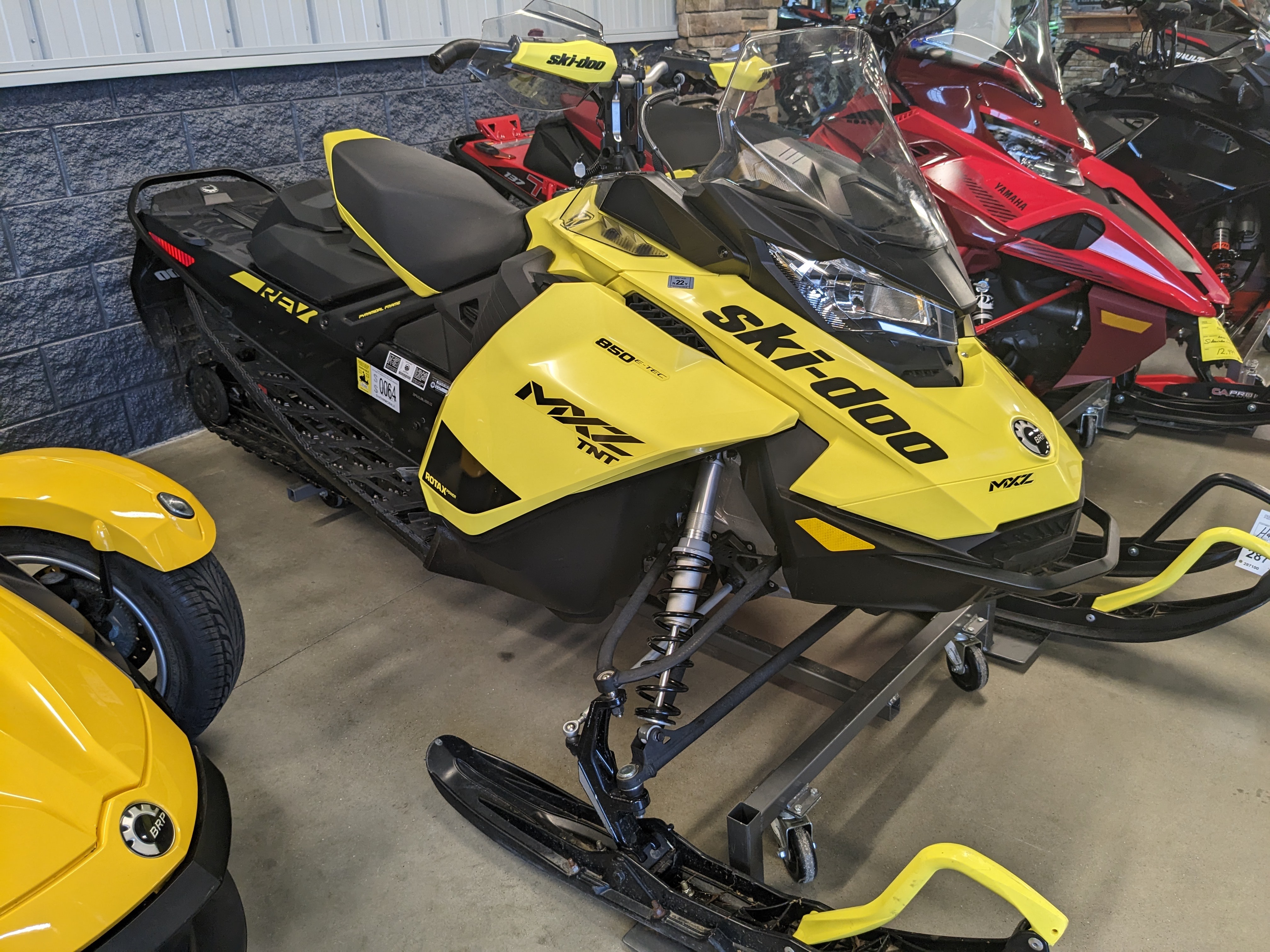 2020 Ski-Doo MXZTNT 850 E-TEC at Pioneer Motorsport
