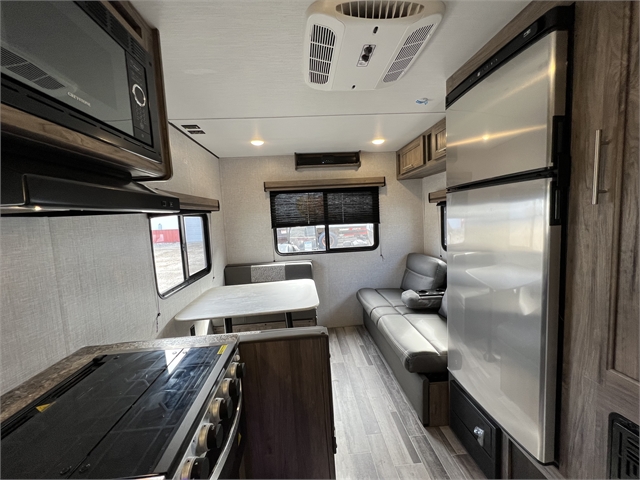 2022 CrossRoads Zinger Lite ZR211RD at Lee's Country RV