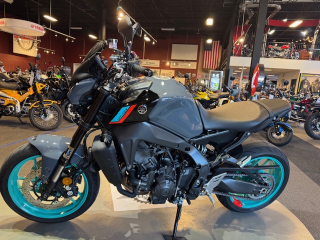 2023 Yamaha MT 09 at Martin Moto