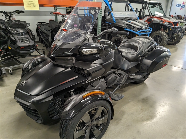2016 Can-Am Spyder F3 Limited at Pioneer Motorsport