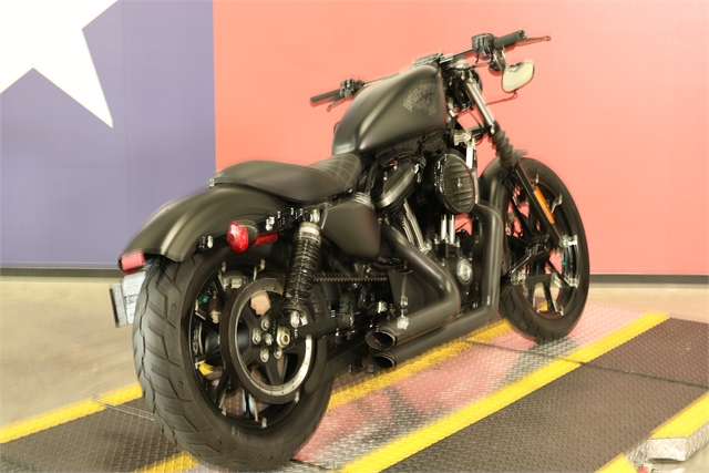 2017 Harley-Davidson Sportster Iron 883 at Texas Harley