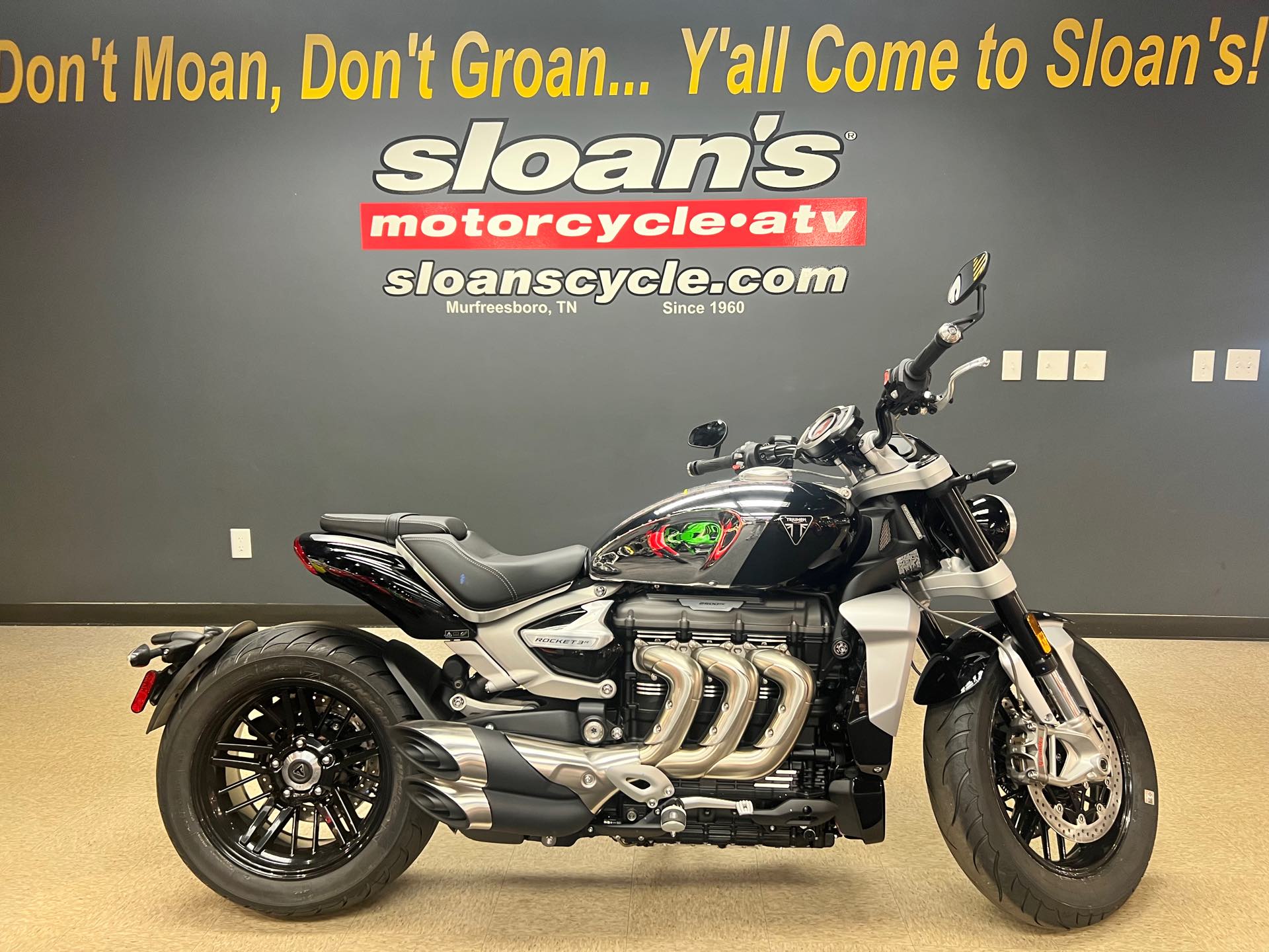 2023 Triumph Rocket 3 R Chrome Edition at Sloans Motorcycle ATV, Murfreesboro, TN, 37129