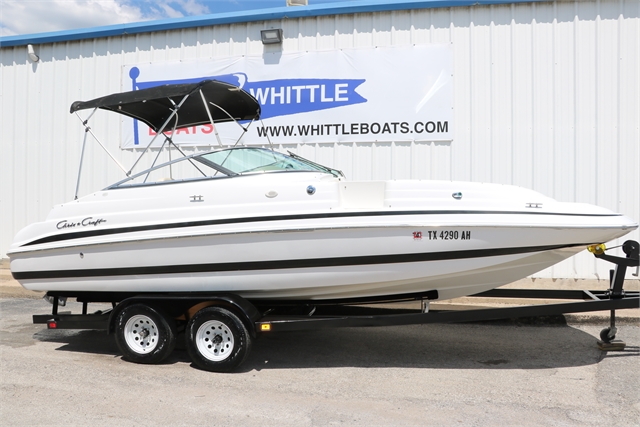 2000 Chris Craft 232 at Jerry Whittle Boats