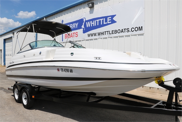 2000 Chris Craft 232 at Jerry Whittle Boats