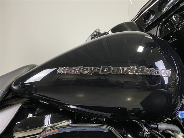 2022 Harley-Davidson Electra Glide Ultra Limited at Worth Harley-Davidson
