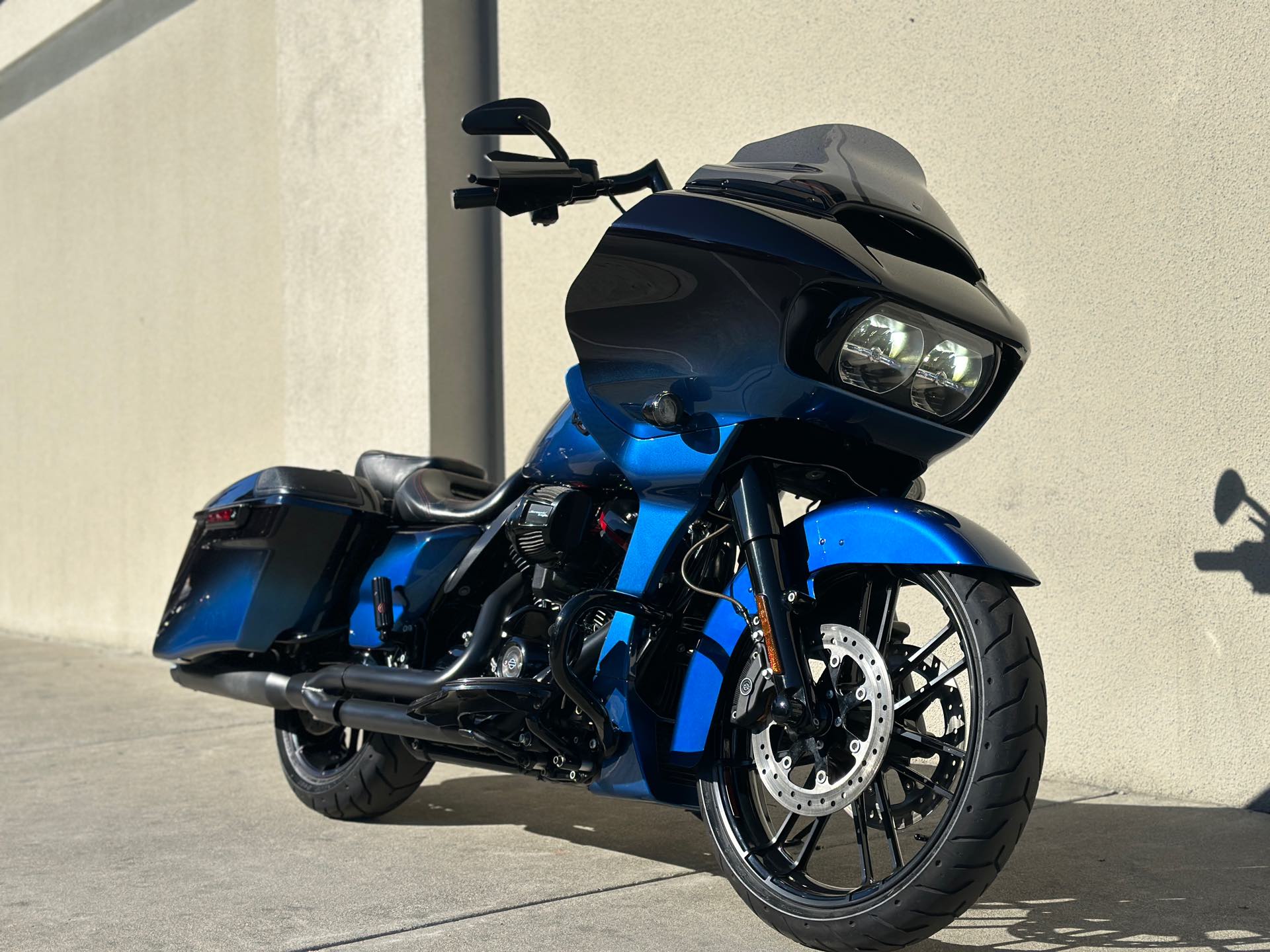 2019 cvo road 2024 glide price