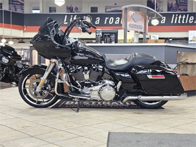 2021 Harley-Davidson Road Glide at Destination Harley-Davidson®, Tacoma, WA 98424