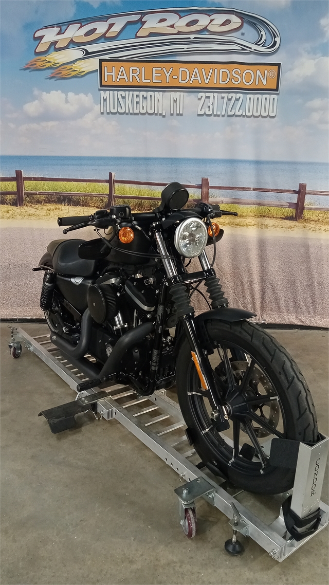 2016 Harley-Davidson Sportster Iron 883 at Hot Rod Harley-Davidson