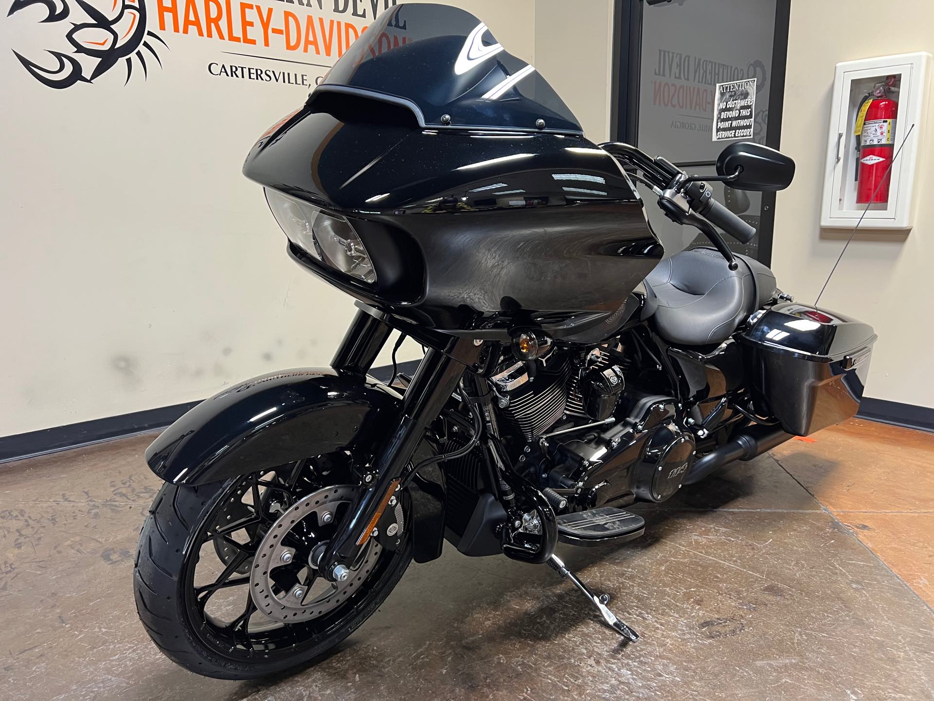 2023 Harley-Davidson Road Glide Special at Southern Devil Harley-Davidson