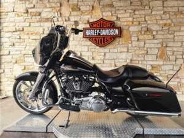 Harley-Davidson Street Glide Image