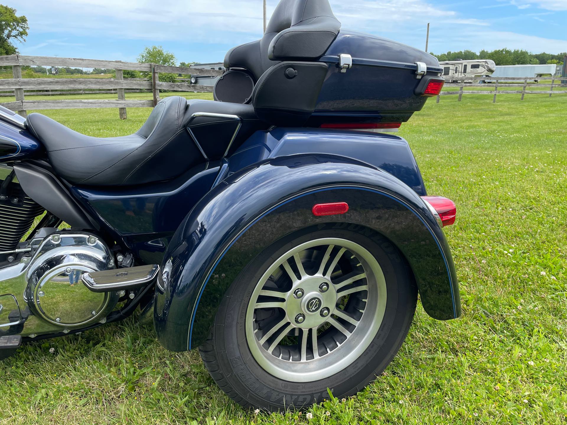 2014 Harley-Davidson Trike Tri Glide Ultra at Randy's Cycle