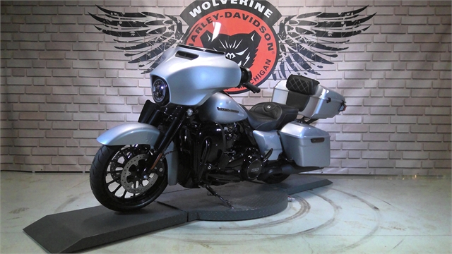 2019 Harley-Davidson Street Glide Special at Wolverine Harley-Davidson